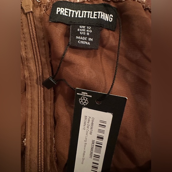 Beautiful NWT pretty little thing polka dot dress asymmetrical bodycon dress. - Picture 4 of 7